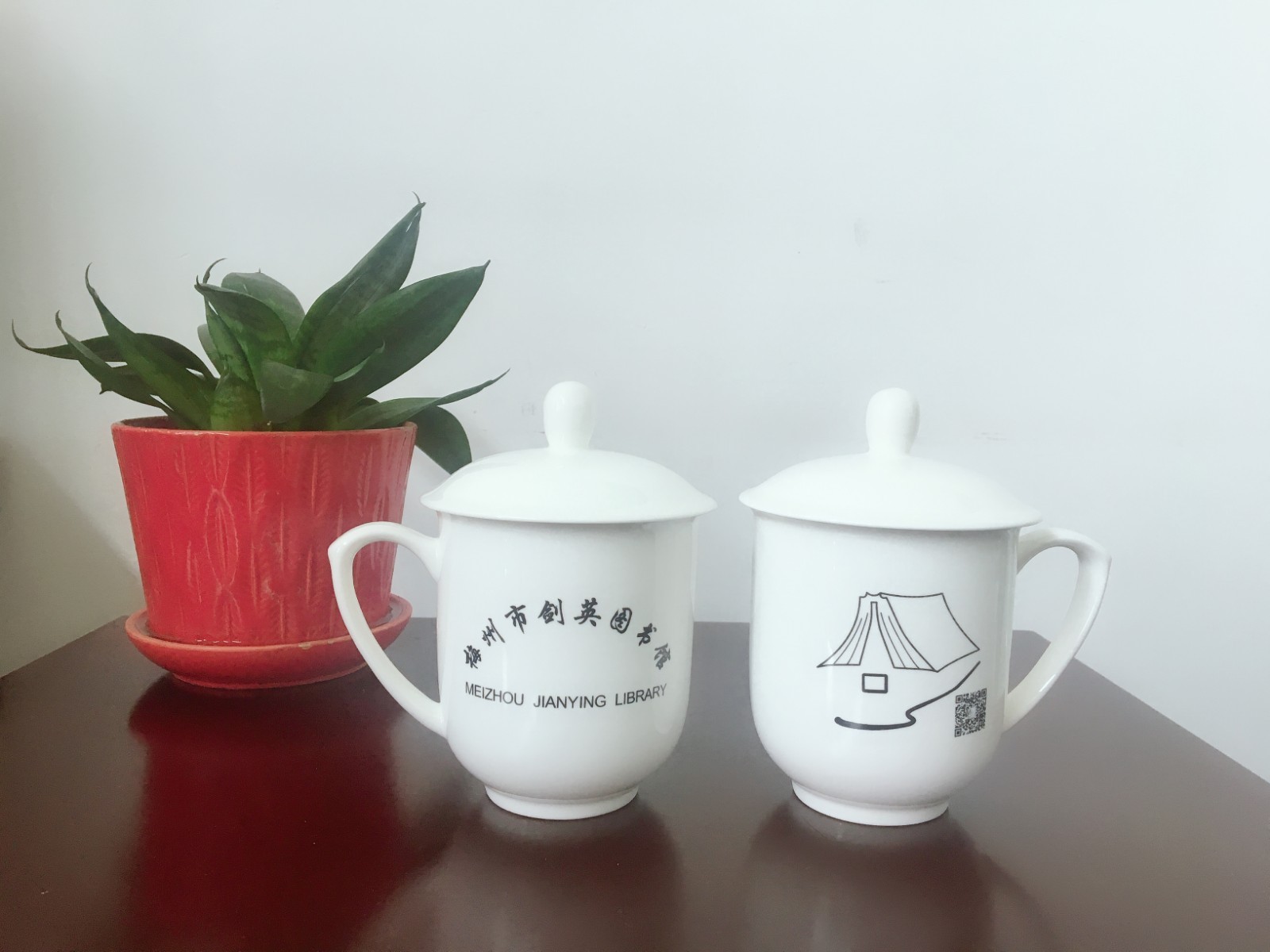 紀(jì)念杯.jpg